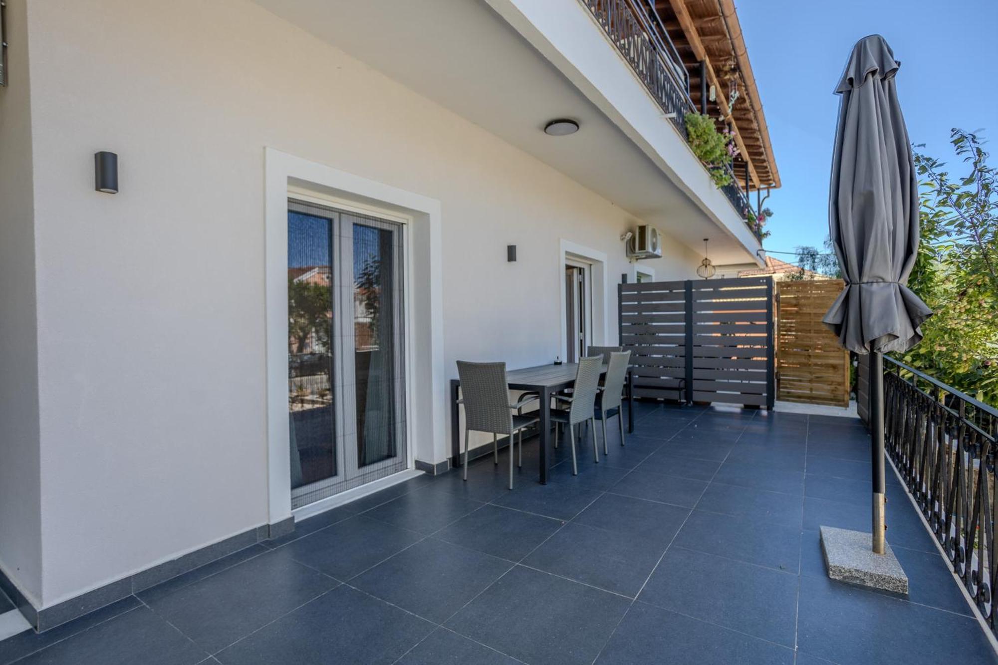 Rodakinia Kassiopi Apartment エクステリア 写真